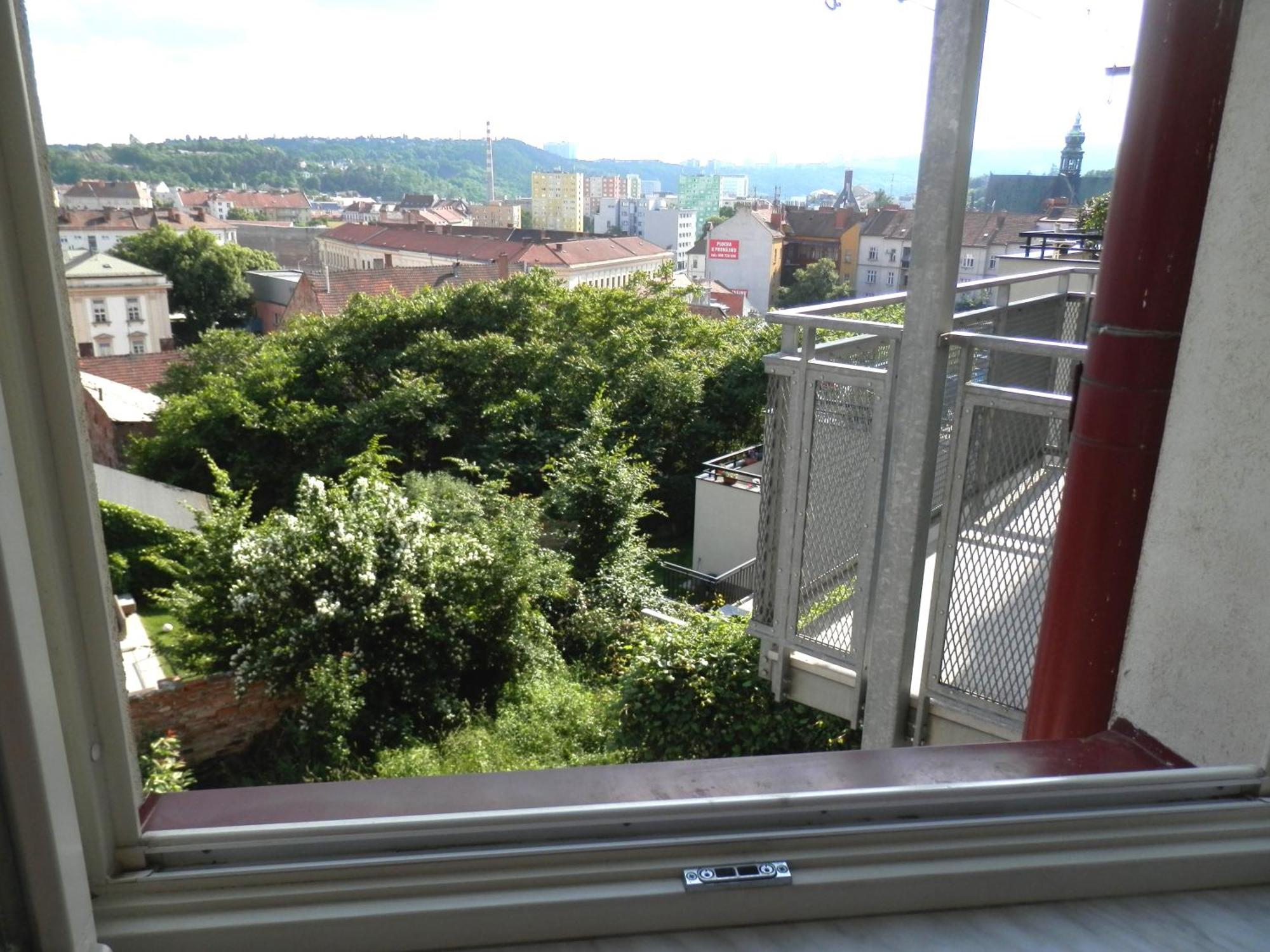 Spacious Apartment Below Spilberk Castle Brno Buitenkant foto